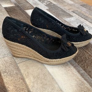Gorgeous black lace espadrille your Tory Burch